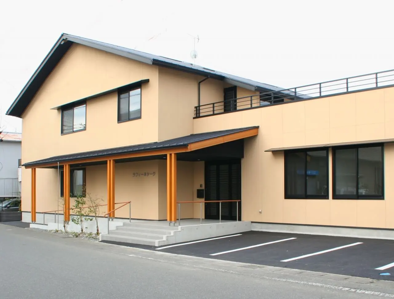 サービス付き高齢者向け住宅 ラフィーネシークの施工写真(CARE & LEARN)