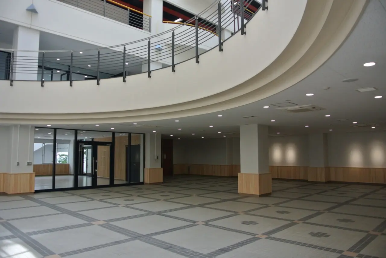 静岡県農業技術産学官連携研究開発センター（AOI-PARC）
